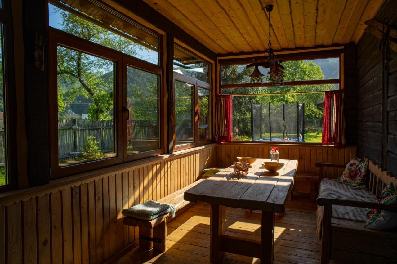 Ferienwohnung Знакова Хата Grebenov Exterior foto