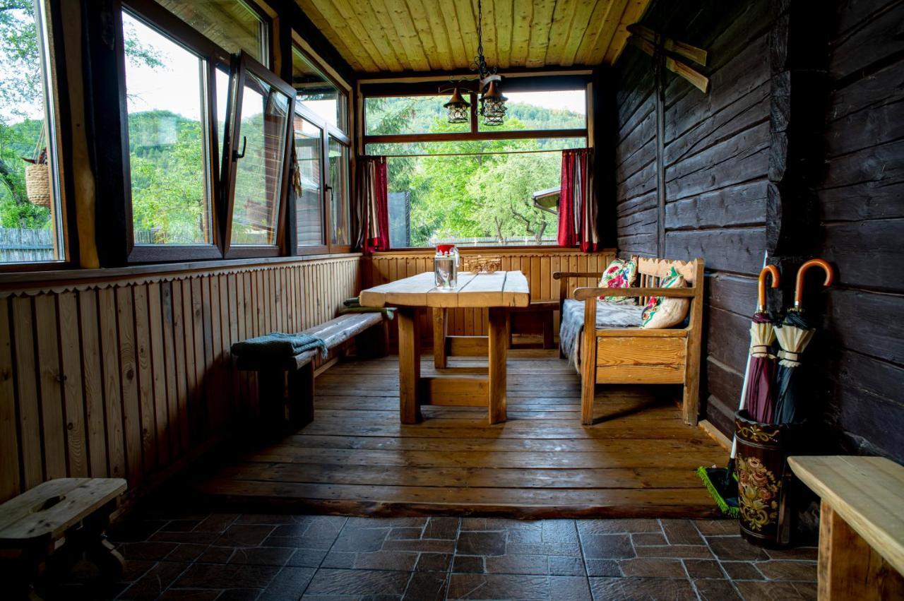 Ferienwohnung Знакова Хата Grebenov Exterior foto