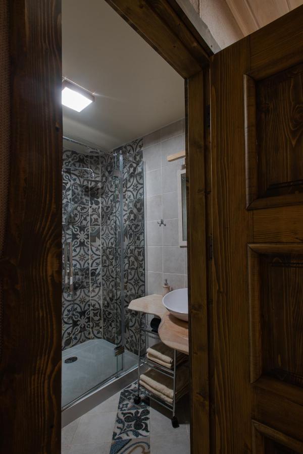 Ferienwohnung Знакова Хата Grebenov Exterior foto